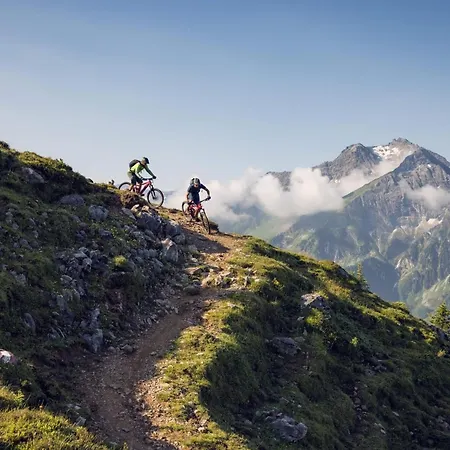 Chez Nous - Alpenluxus Collection