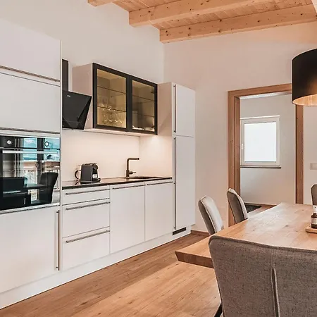 Apartamento Chez Nous With Balcony Und Car Park - An Alpenluxus Appartement, Zillertal Fügen